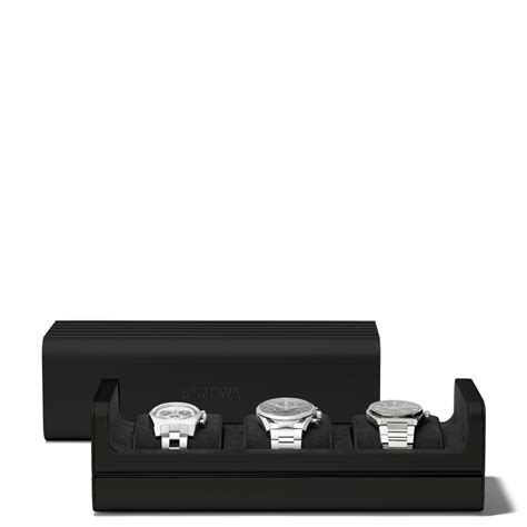 rimowa watch case black.